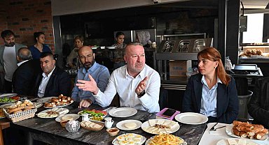 Karabatı'dan sevgiyolu esnafıyla "prestij" buluşması