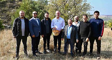 Karacabey Belediyesi, 'Alıç Meyvesi'ni dünya pazarında tanıtacak