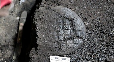 Karaman'da bin 300 yıllık bezemeli arpa ekmekleri bulundu