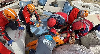 Karaman'da saha tatbikatı gerçeğini aratmadı