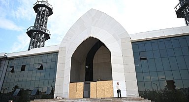 Kartepe Kent Meydanı Camii'nde sona doğru