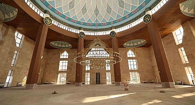 Kartepe'nin 3 bin kişilik cami inşaatı tamamlanmak üzere
