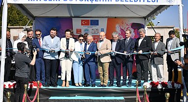 Kayseri Büyükşehir'den 'Mobil Dijital Gençlik Merkezi'