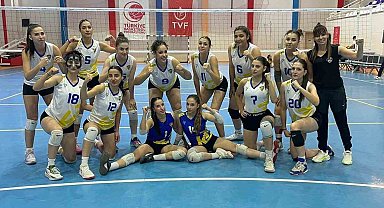 Kayseri Voleybol Kulübü Gaziantep'ten galibiyet ile döndü