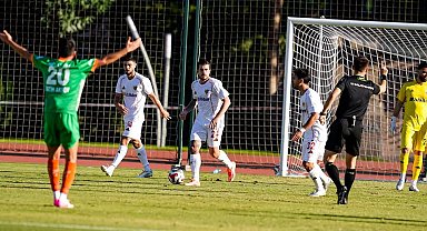 Kayserispor'da savunma ve hücum işlemiyor!