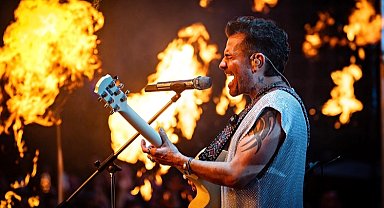 Kenan Doğulu Başkent'i salladı