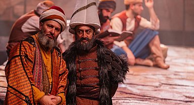 Kocaeli Şehir Tiyatroları, "Sinan" adlı oyunun prömiyerini yaptı