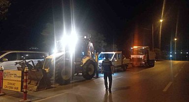 Kocaeli'de yola beton döken firmaya 20 bin lira ceza