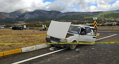 Kontrolsüz kavşakta ölümlü kaza