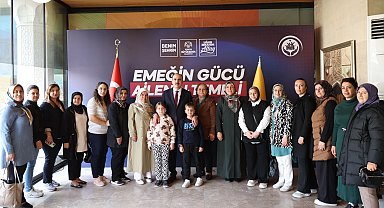 Konya'da Başkan Altay kadınları ağırlamayı sürdürüyor