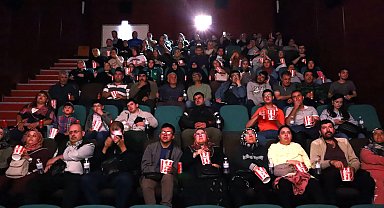 Konya'da Kudüs direnişi engelsiz gösterimle aktarıldı