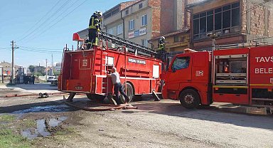Kütahya'da iş yerindeki yangında 1 itfaiye eri yaralandı