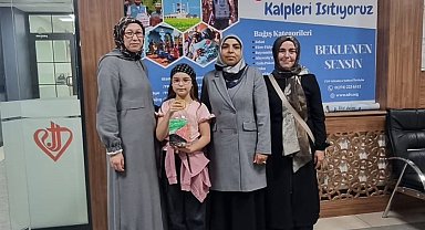 Kütahya'da Kur'an Kursu öğrencisi harçlıklarını Gazze'ye bağışladı