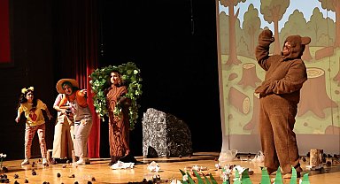 Kütahya'da "Ormanın Koruyucuları" minik izleyicilerle buluştu