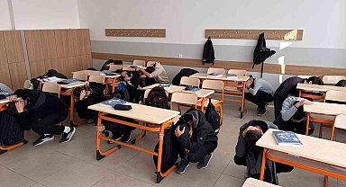 Kütahya'da tüm okullarda eş zamanlı deprem tatbikatı