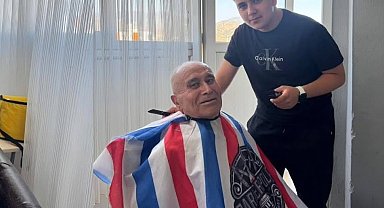 Liseli gençler, yaşlı çınarların saç bakımlarını yaptı