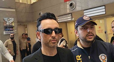 Mabel Matiz'e 'Perperişan' şarkı sözlerine yönelik soruşturmada 3 yıla kadar hapis talebi