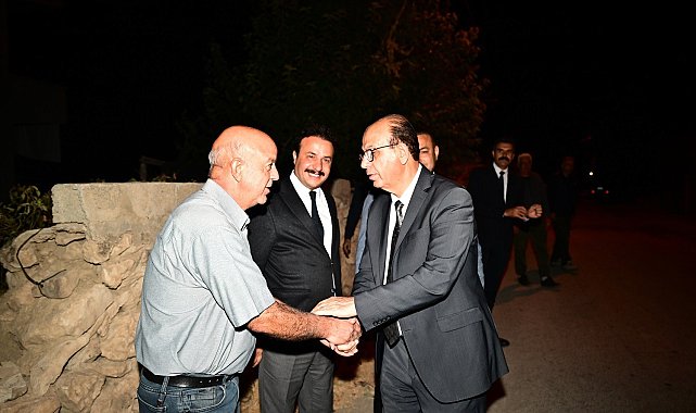 Mahalle mahalle gezen başkan, sorunlara yerinde çözüm üretiyor