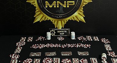 Malatya'da 898 adet uyuşturucu hap ele geçirildi: 2 gözaltı