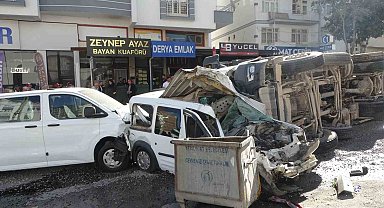 Malatya'da freni patlayan hafriyat kamyonu dehşet saçtı: 5 yaralı