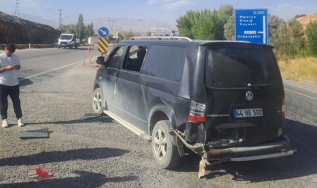 Malatya'da iki araç çarpıştı: 2 yaralı