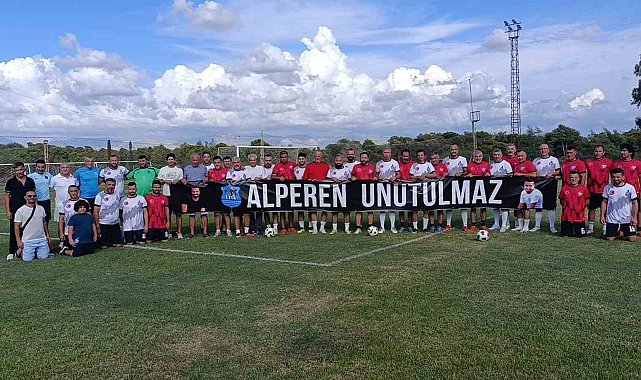 Manavgat'ta Alperen Coşar anısına futbol turnuvası