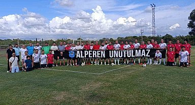 Manavgat'ta Alperen Coşar anısına futbol turnuvası