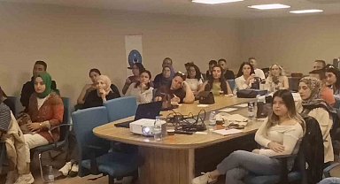 Manavgat'ta sağlık çalışanlarına EKG eğitimi