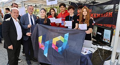 MANİFEST'te 30 bin öğrenci bilimin farklı yönlerini keşfetti