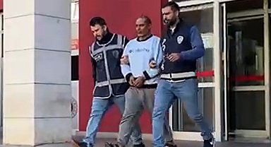 Manisa'da ayrılmak isteyen eşini tüfekle öldüren zanlı tutuklandı