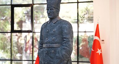 Manisa'da 'Atatürk Heykelleri Sergisi' açıldı