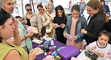 Manisa'da 'Dünya Kız Çocukları' farkındalığı