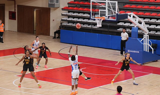 Melikgazi Kayseri Basketbol sezona galibiyetle başladı