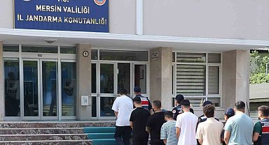Mersin'de aranan 14 hükümlü yakalanıp cezaevine teslim edildi