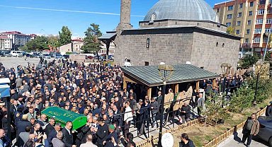 MHP'li eski başkan son yolculuğuna uğurlandı