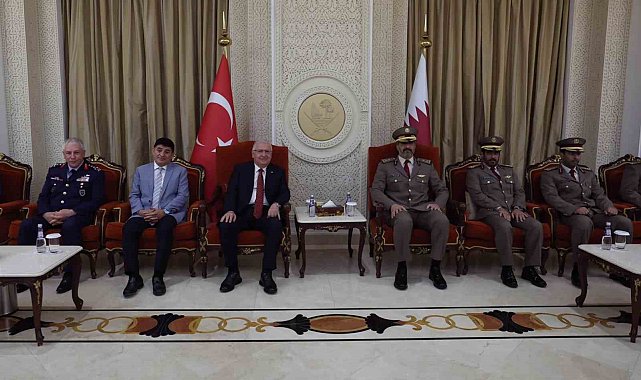 Milli Savunma Bakanı Güler Katar'da