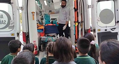 Minik öğrencilere acil sağlık hizmetleri tanıtıldı