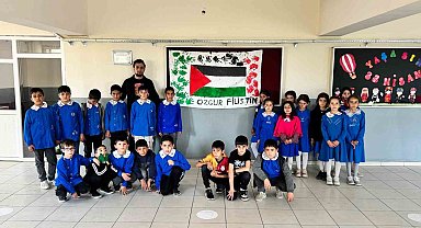 Minik yüreklerden Filistin'e destek