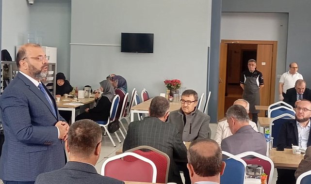 Müftü Açık: "Din görevlisinin emeklisi olmaz, o her yaşta hizmete devam eder"