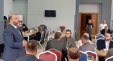 Müftü Açık: "Din görevlisinin emeklisi olmaz, o her yaşta hizmete devam eder"