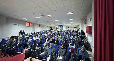 Müftü Şık, öğrencilerle bir araya geldi