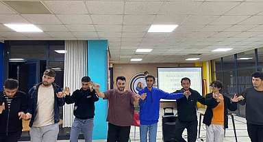 Muğla erkek öğrenci yurdunda "Biz Bize Moral Gecesi" ile akademik stres atıldı