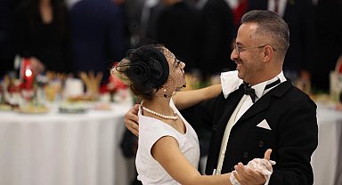 Muğla'da Cumhuriyet Balosu'nda 102 yıllık coşku