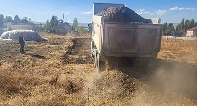 Muş'ta stabilize yol çalışmaları sürüyor