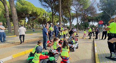 Nazilli'de 45 öğrenci trafik dedektifi oldu