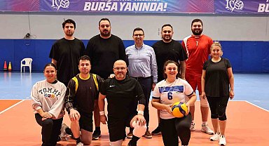 Nilüfer Belediyesi çalışanları filede ter döktü