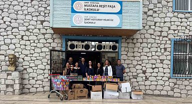 Öğrenciler, tedavi gören kediler için 2 bin kutu mama topladı