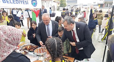 Öğrencilerden Filistin'e destek