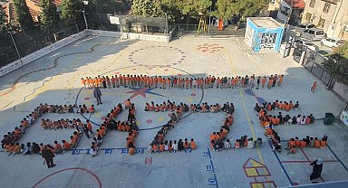 Öğrencilerden Gazze'ye destek: "Filistin" için tek yürek oldular