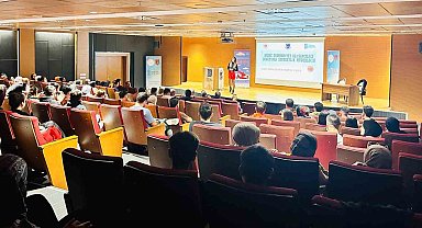 Öğrencilerin mesleki gelişimine katkı sunuyor